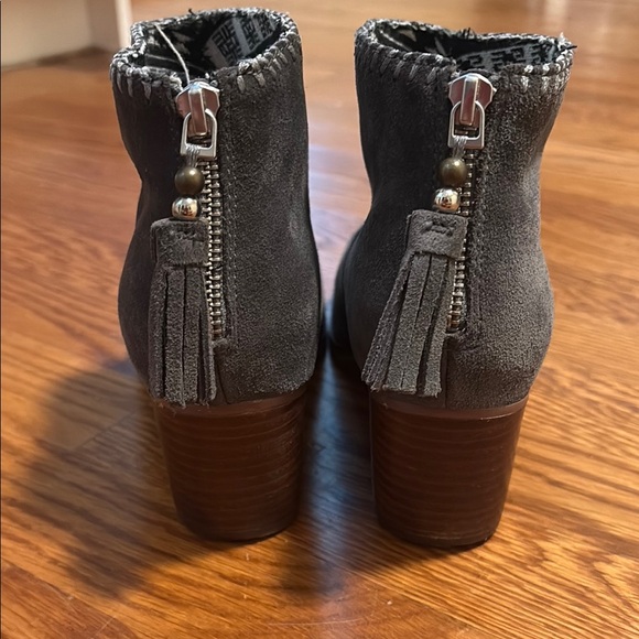 TOMS size 7.5 Gray Suede Ankle Boots - Picture 3 of 6